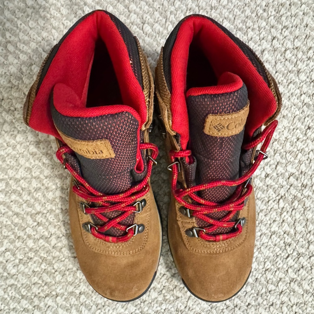 Columbia Newton Ridge Plus Women’s Waterproof Hiking Boots